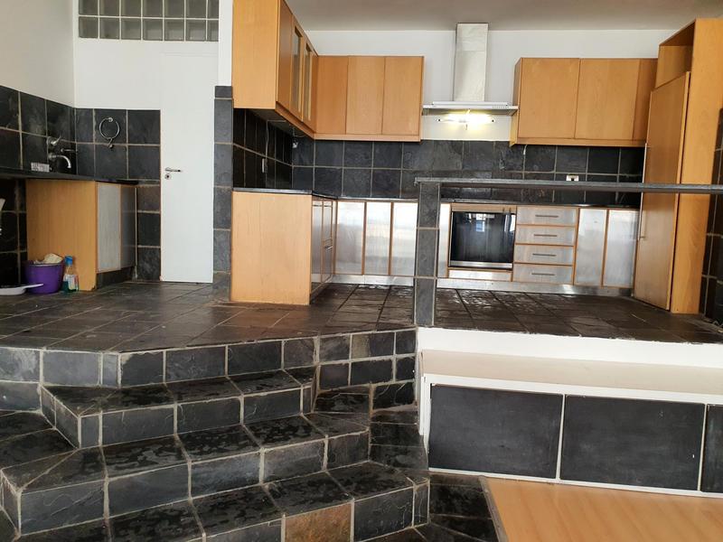 2 Bedroom Property for Sale in Cape Town City Centre Western Cape